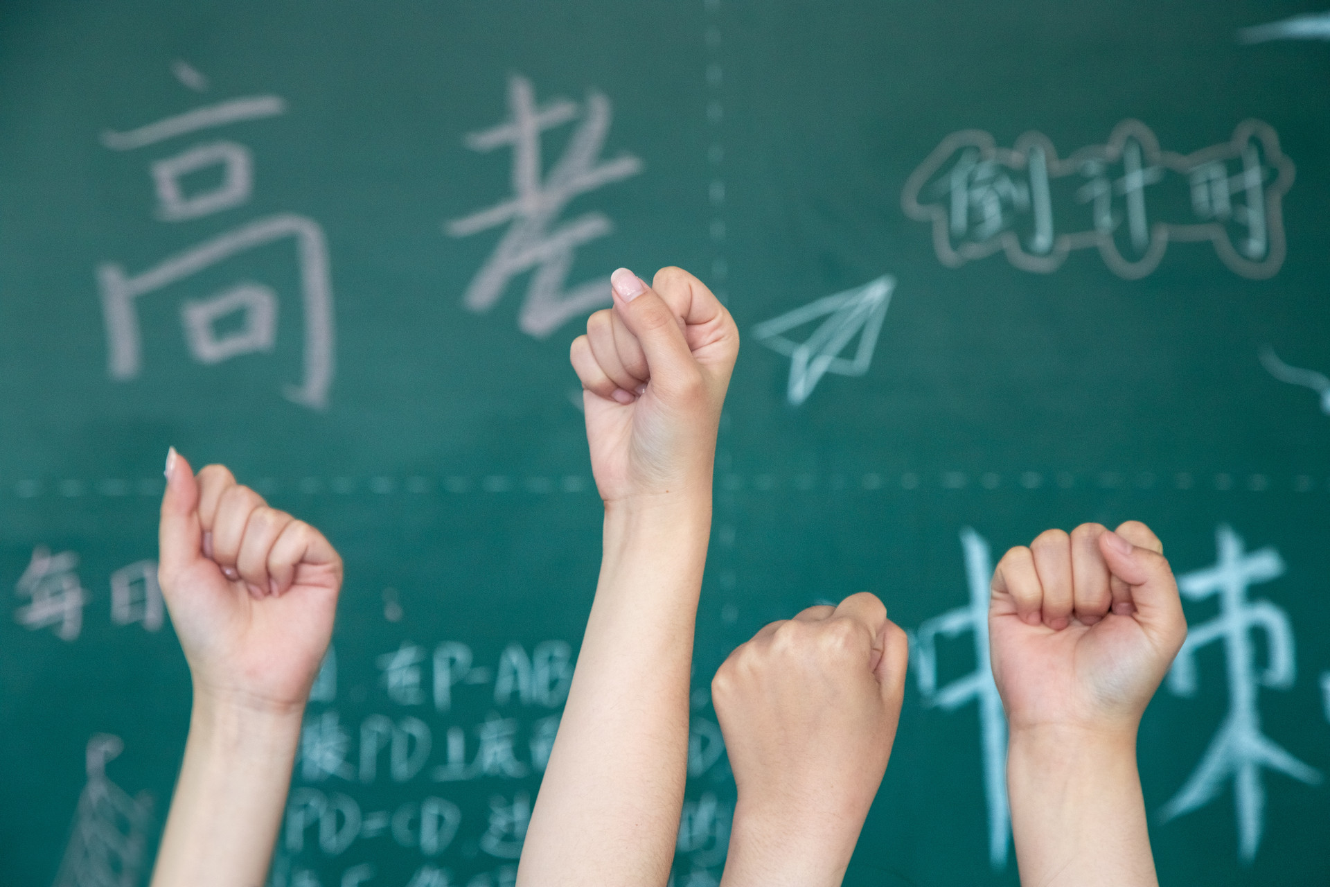 怎樣表揚，才最能引導(dǎo)孩子成長？