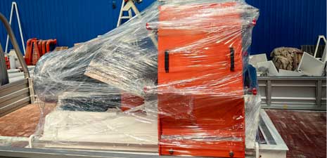 飼料廠設備45kw水滴型粉碎機發(fā)往貴州