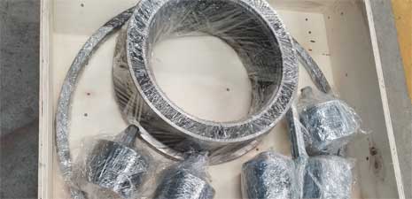 強福生產環模飼料顆粒機配件環模壓輥發往非洲